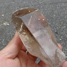 ~shalin-crystal~巴西茶黃水晶骨幹~2.292公斤~晶質清透~質地超優~值得珍藏! 歷史價格詳細信息