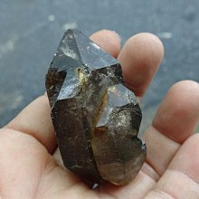 -~shirley ~手握式~練氣佳~馬島三輪紫髮骨幹水晶~0.0179公斤~低價起標!!不錯喔! 歷史價格詳細信息