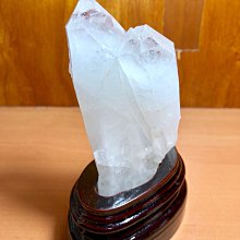 城堡?型骨幹晶簇-疊晶明顯向上-附專用木座（販售物不包括手珠） 歷史價格詳細信息