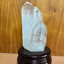 奇士水晶 -稀有橘紅黃白三色骨幹方解水晶刺蝟?-上層內包藍綠色幽靈-中間紅．白．綠瑪瑙千層-底層內包黃．藍幽靈，很特殊漂亮一隻斜分頭方解幽靈水晶刺蝟? 歷史價格詳細信息