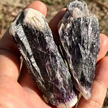 阿賽斯特萊 已出售 鱷魚皮城堡骸骨骨幹七彩黃水晶原礦705g 梵天透體資料庫記憶體電路板綠紅藍紫黑白銀鈦晶髮晶柱球手排珠 歷史價格詳細信息
