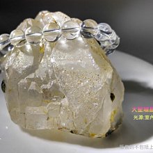 ***原礦屋*** 天然螢光礦物！A級無處理印尼優質藍珀原礦 (紫外燈下有藍螢光反應)！(琥珀、蜜蠟、招財、冥想、靈修) 歷史價格詳細信息