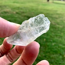 縫合水晶 巴基斯坦 晶中晶 亮皮 實品透亮 彩虹光 療癒 冥想 靜坐 把玩 靈修 瑜珈 編號T1372 歷史價格詳細信息