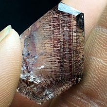 天然碧璽吊墜，晶體干凈。規格：23*19*5mm 重：4.4 歷史價格詳細信息