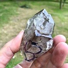 黑水晶雙面骨干原石。 2.25公斤。尺寸220x160mm。550 水晶 擺件 文玩 二手【紫竹齋】101 歷史價格詳細信息