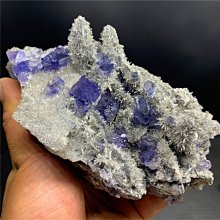 天然螢石原礦項鍊 螢石色彩看起來像冰塊及極光色彩 約27mm*19mm*15mm 現貨實品拍攝A12 歷史價格詳細信息