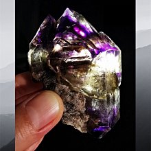 博物館级~大型石頭佛首，約14(Kg)公斤(西元265年~西元420年)，石頭佛首(從佛像取下來的佛首)邊框高60Cm(公分)x長28CmX寬28Cm~孤品 歷史價格詳細信息