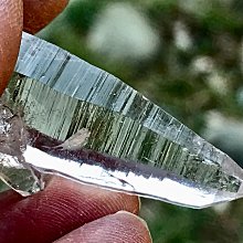 「已售」白水晶 雷姆尼亞 akashic lines 8公分 亮皮 增長干擾 尖端小敲 成長 冥想 把玩 編號666 歷史價格詳細信息