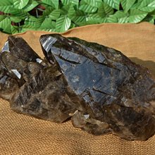 黑水晶骨干原石。 210克。 尺寸85x67mm。 80 ～ 水晶 擺件 文玩 二手【紫竹齋】15 歷史價格詳細信息