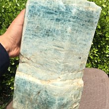 七號礦碧玉四季豆，尺寸27.5*9*5毫米，無裂無雜，標價就8487 歷史價格詳細信息