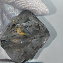 高級閃靈鑽清透大黑沙球+黃膠花+七彩吊墜~多處黑沙膽~~有個天然礦坑~超大能量~修行修煉創作助力~高規款6 歷史價格詳細信息