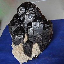 黑水晶骨干原石。 210克。 尺寸85x67mm。 80 ～ 水晶 擺件 文玩 二手【紫竹齋】15 歷史價格詳細信息