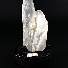 [銀九藝] 巴西~高能量~清透優質~骨幹水晶 水晶簇 水晶柱原礦 總重~788g (a6) 歷史價格詳細信息