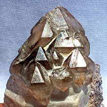 教堂水晶 祭壇水晶 電路板 喜馬拉雅山區黃水晶 滿滿電路板 鱷魚骨幹水晶 磊晶 亮皮 歷史價格詳細信息