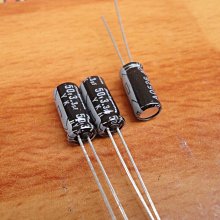 給我一個理由不愛妳(作者：兔子說)<啃書> 歷史價格詳細信息