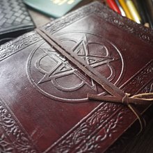 皮面綁帶手工筆記本歐式復古日記本牛皮紙空白手賬本筆記本記事本-鑫星精選 歷史價格詳細信息