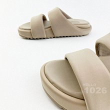 ++1026++度假風白色草包 球球吊飾編織草包 手拿手提肩背方包 泰國小店手編草編竹籃包 亮片草寫字母豆腐草包 歷史價格詳細信息