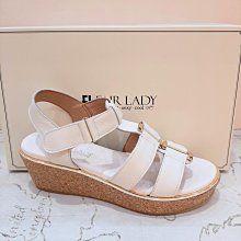 【FAIR LADY】芯太軟 馬銜釦小方頭樂福鞋(杏、502298) 歷史價格詳細信息