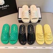 C家 小香風 經典款 魚子醬牛皮 拉鍊零錢包*附購證 歷史價格詳細信息