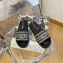 熱銷新款 D 奧 CD字母珍珠 胸針 別針 明星大牌同款服裝包包 歷史價格詳細信息