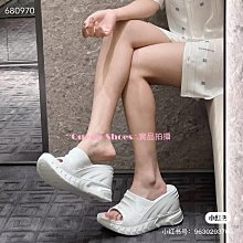 ∵Queen shoes∴實品拍攝 小香 香家 防曬輕薄連帽外套 冷氣房必備外套 歷史價格詳細信息