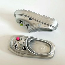 【現貨免運】洞洞板圓孔置物架可免打孔磁吸多功能飾品五金工具貨架鐵掛板 歷史價格詳細信息