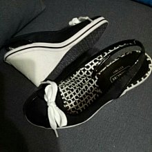 品牌真品   ALLELE手提包肩背包41x45x16帶47cm本9成新少用滾皮的部份及滾邊氧化不介意在下標(櫃邊左袋) 歷史價格詳細信息