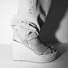 Zara 駝色連帽長外套（合身） 歷史價格詳細信息