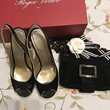*** Roger Vivier 全新現貨閃電藍金釦4.5 cm鞋 -37 *** 歷史價格詳細信息