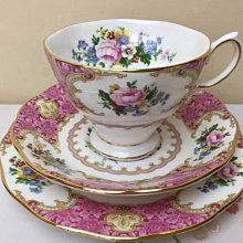 ROYAL ALBERT Bone China England 50Th ANNIVERSARY Trio Cup Saucer &amp; Dessert Plate 歷史價格詳細信息