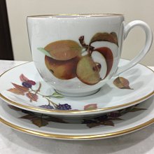 英國 Royal Worcester 皇家伍斯特 簽名 骨瓷  飾盤 甜蜜貓狗 p1608 歷史價格詳細信息