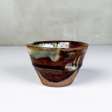 日本 繪唐津燒 岸岳窯 三歸陶園手繪大皿 果子缽大盤 31.557 歷史價格詳細信息