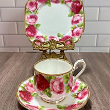 ROYAL ALBERT Bone China England 50Th ANNIVERSARY Trio Cup Saucer &amp; Dessert Plate 歷史價格詳細信息