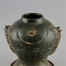 古瓷器 古董瓷器 越窯出戟尊23.5&times;19&times;17:500-13806 歷史價格詳細信息