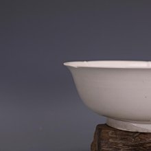 五代越窯秘色瓷刻花雙耳瓶 古董古玩收藏品 古瓷器 全手工 雜項 歷史價格詳細信息