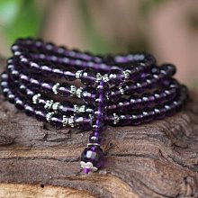 200含運Kipling尼龍布斜背包~多夾層 好收納~材質輕盈~好背 歷史價格詳細信息