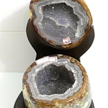 紫晶洞 聚財、超強磁場 近300公斤紫水晶洞手打洞-含座150公分高100寬57厚43晶深35。自取10萬可幫忙找搬家 歷史價格詳細信息