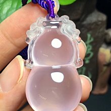 全新天然精品紅兔毛手鍊，透體半盆極其柔美，是非常具有女性代錶的水晶串串，柔美氣質魅力迷人， 歷史價格詳細信息