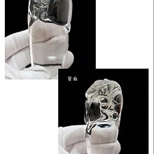 【順昌】《世界名牌車 BMW 寶馬所製 時尚小三針 橡木桶型 石英錶》Y287 歷史價格詳細信息