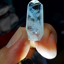 **結緣水晶**優質漂亮又便宜的顯性藍針水晶墬子4.7公克(20)每一顆都不一樣,週年慶回饋金開跑,詳情請參考商品描述! 價格比較,價格查詢,歷史價格詳細信息