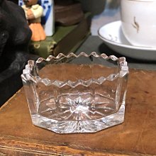 #水晶708#天然白水晶原礦打磨隨型擺件，所見即所得，包裹綠幽靈，尺寸約3.8*5.0*5 水晶 擺件 文玩 二手【紫竹齋】347 歷史價格詳細信息