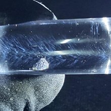 天然藍針方糖手鏈單圈手串，大小約6.8mm左右，圓珠大小約5.6mm，成色如圖所示，手機實 水晶 擺件 文玩 二手【紫竹齋】935 歷史價格詳細信息