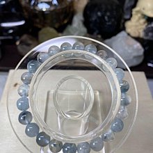 藍水晶手環？這是「天然 海藍寶石 手鐲」～窄版～《海角1號》～手圍 20號～窄版～內徑62mm寬15厚9mm，海水藍寶石！來自巴西、能量寶石！～｛熊寶貝珠寶｝～ 歷史價格詳細信息