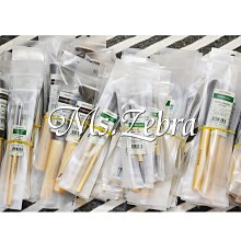 現貨 粉底刷 快速打造無痕底妝超服貼粉刷 無痕粉底刷 底妝刷 粉底液刷 化妝刷 附盒六角粉底刷 粉底刷收納 粉底刷具 歷史價格詳細信息