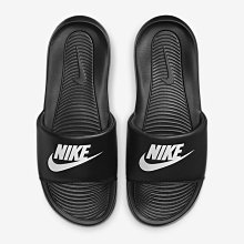 【豬豬老闆】 NIKE core small item 3.0 側背包 多功能小側包 黑色 BA5268-010 歷史價格詳細信息