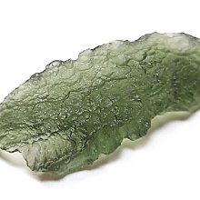***原礦屋*** 脈衝型能量礦石！A級迷你蘋果綠優質捷克隕石1.502g (可當護身符、做各式小飾品)！(冥想、靈修) 歷史價格詳細信息