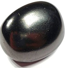 ***原礦屋*** 清新橄欖綠！對應心輪！A級美國無處理清透橄欖石拋光原礦標本0.333g！(招財、標本、冥想、靈修) 歷史價格詳細信息