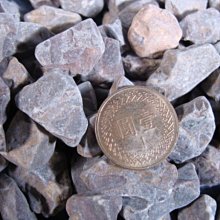 女媧石貔貅一對擺件*107mm*45mm*45mm/900g送紅布轉盤 歷史價格詳細信息