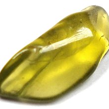 ***原礦屋*** 清新橄欖綠！對應心輪！A級美國無處理清透橄欖石拋光原礦標本0.333g！(招財、標本、冥想、靈修) 歷史價格詳細信息