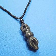天然黃水晶金剛杵  把玩收藏件 四面雕刻  規格123*26mm 74g 水晶 擺件 文玩 二手【紫竹齋】963 歷史價格詳細信息